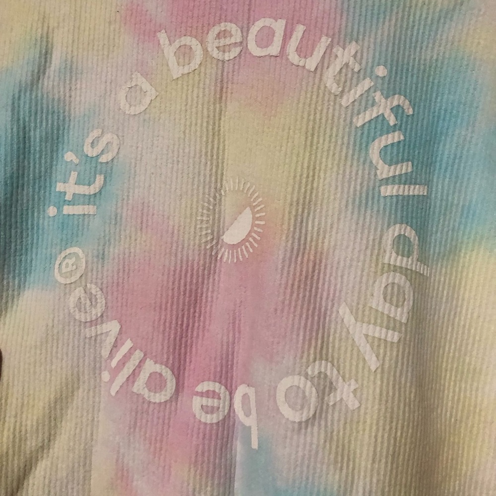 Whitney Simmons “it’s a beautiful day to be alive” crewneck
